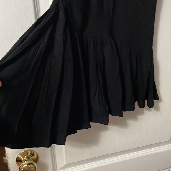 NWOT Women’s Fitted Dress - Picture 5 of 5